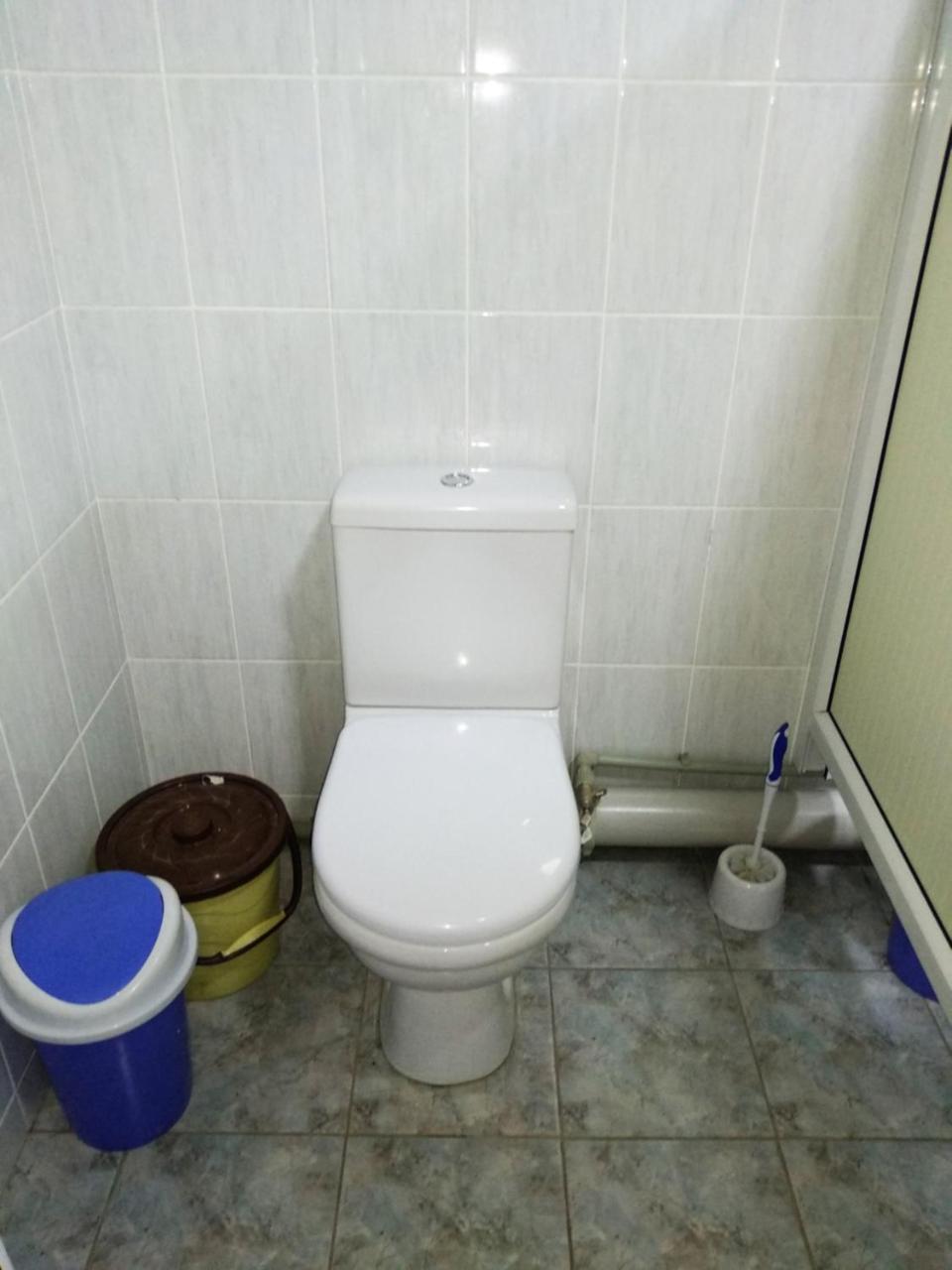 Medi Guest House Osh Buitenkant foto