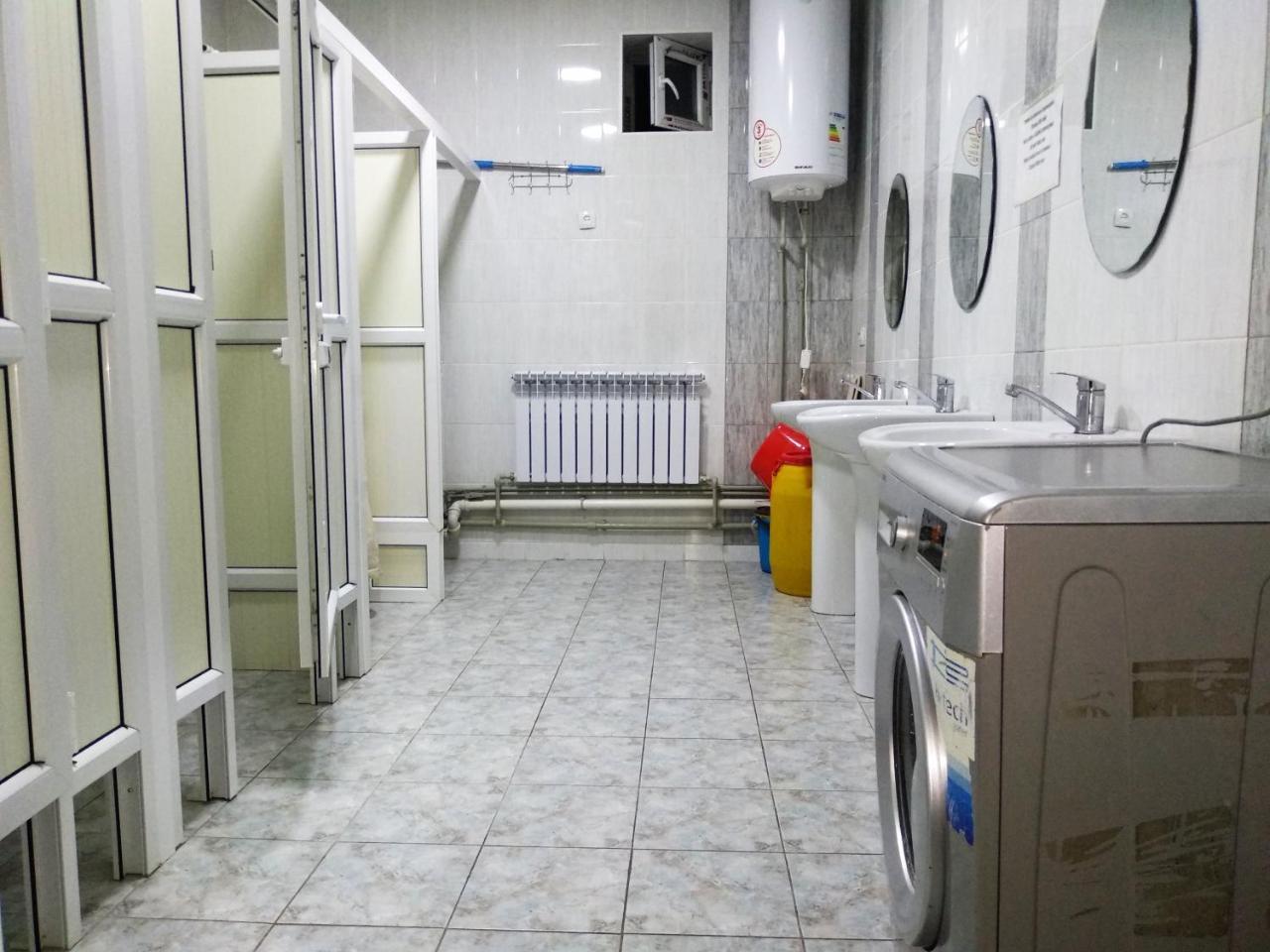 Medi Guest House Osh Buitenkant foto