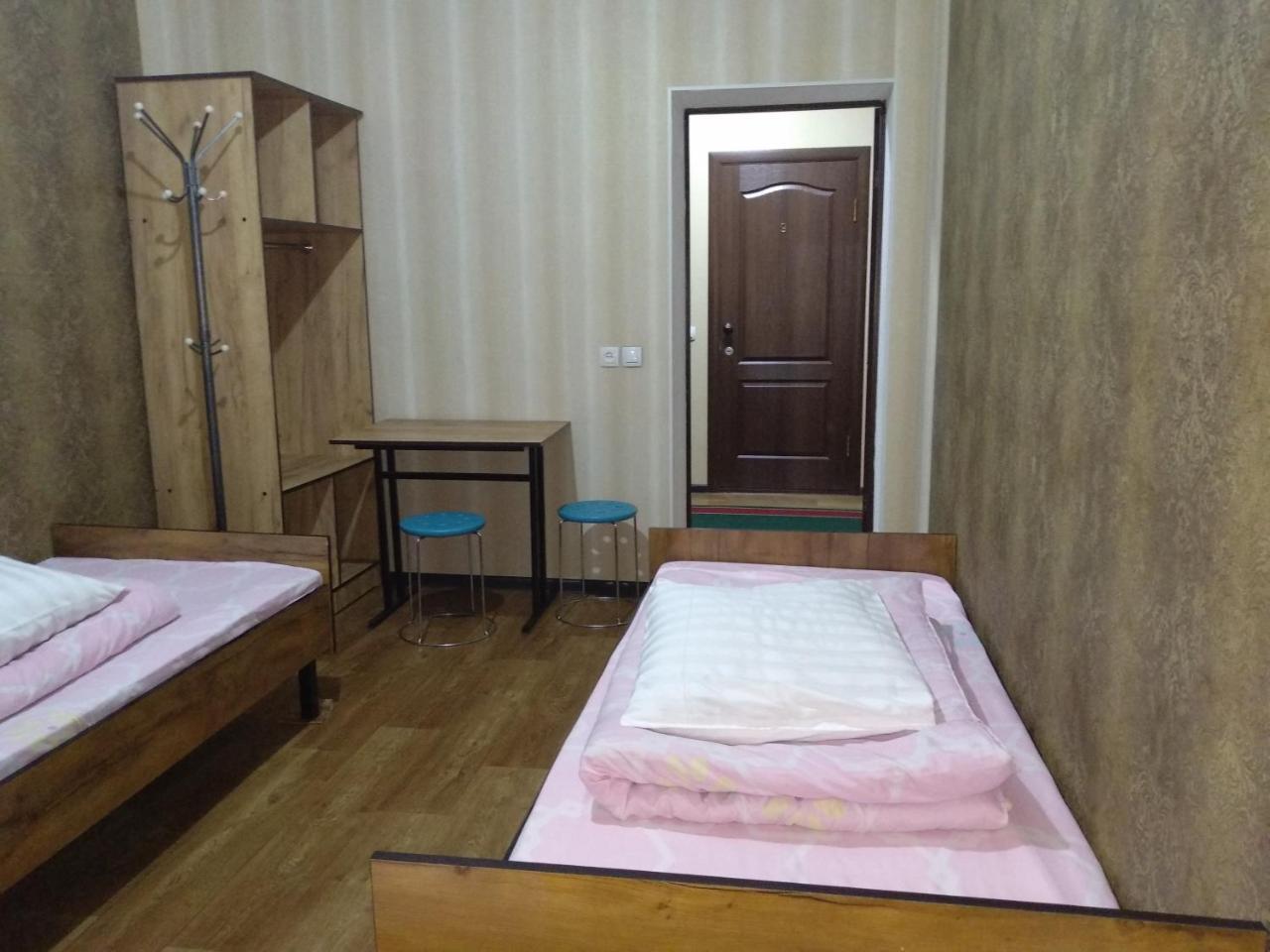 Medi Guest House Osh Buitenkant foto