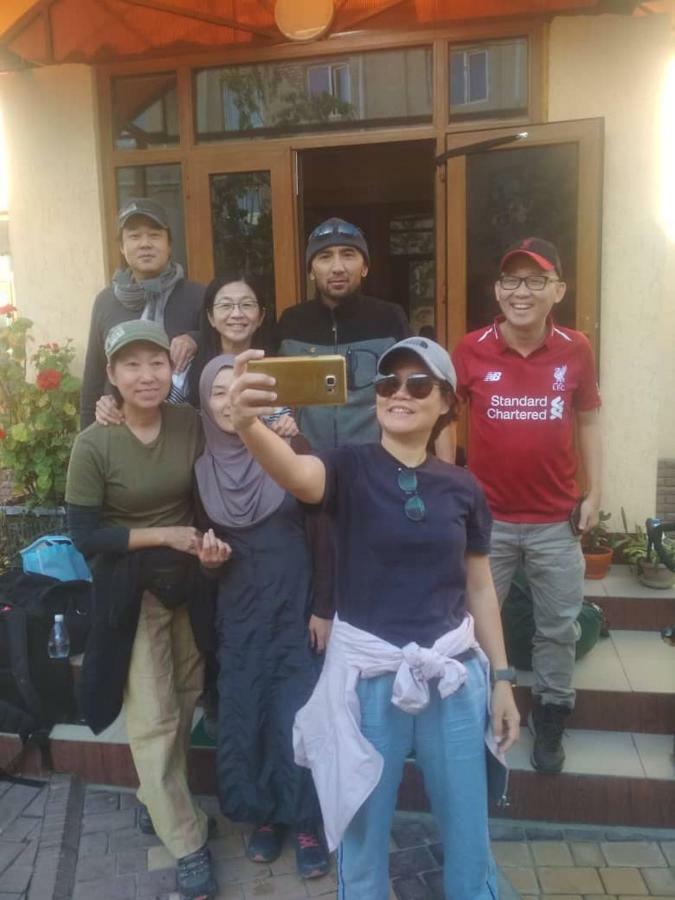 Medi Guest House Osh Buitenkant foto