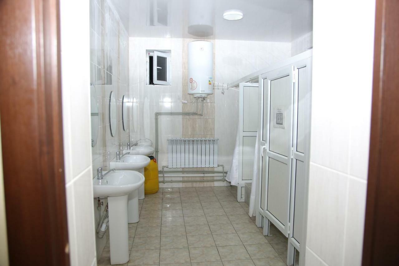 Medi Guest House Osh Buitenkant foto