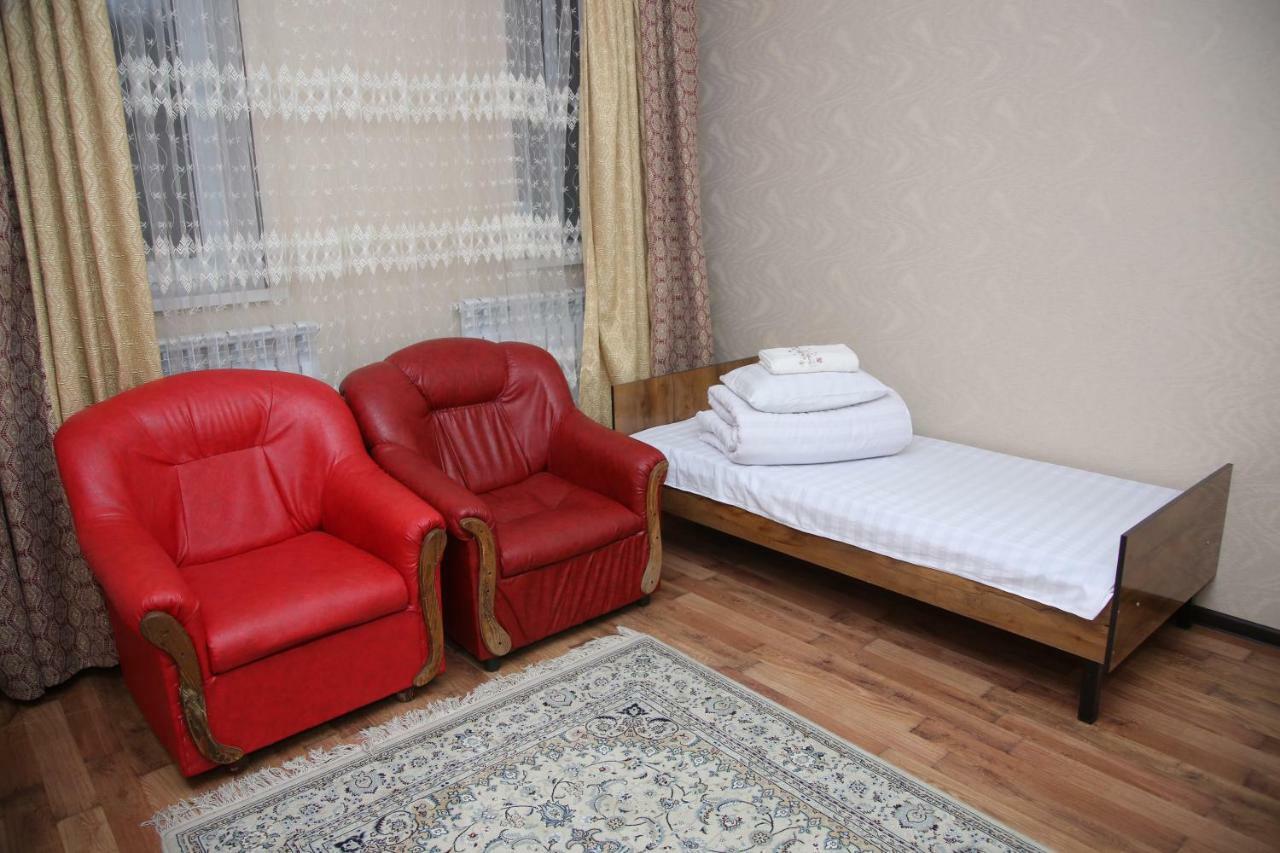 Medi Guest House Osh Buitenkant foto